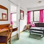 - Unike Hotel