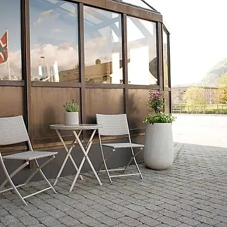 - Unike 4* Førde