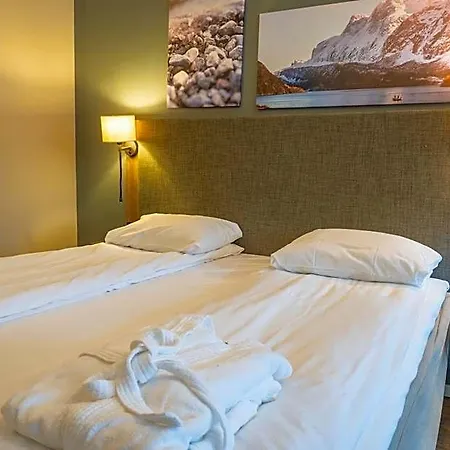 - Unike Hotel Førde