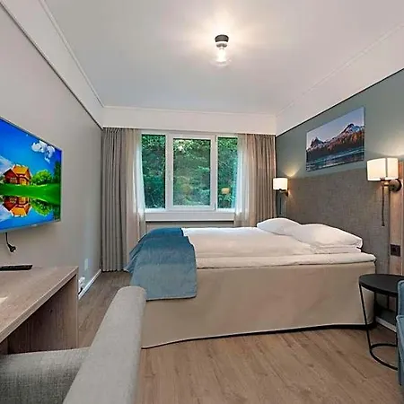 - Unike 4* Førde