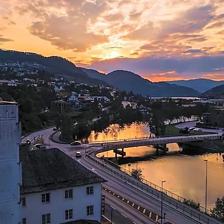 - Unike Førde