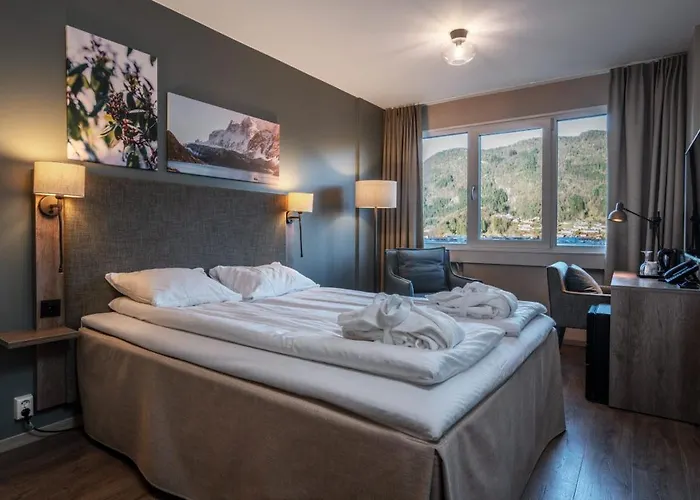 酒店 - Unike Førde