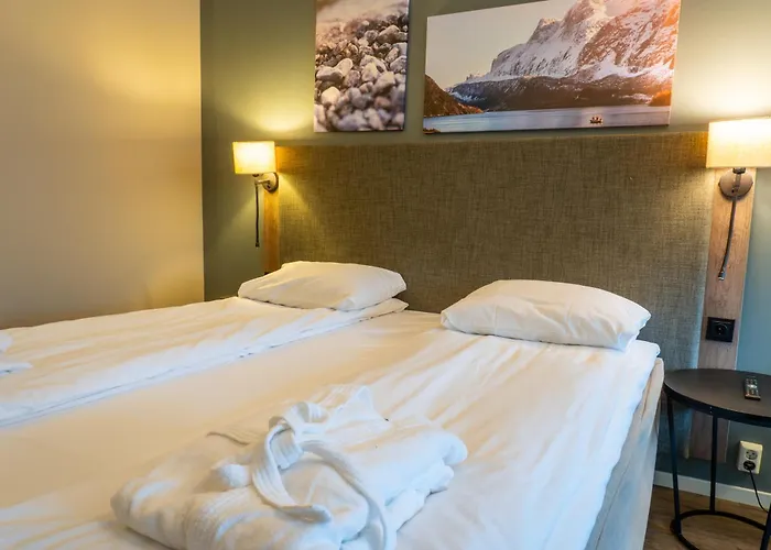 酒店 - Unike Førde